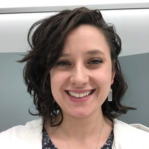 Meet your Posher, Emma